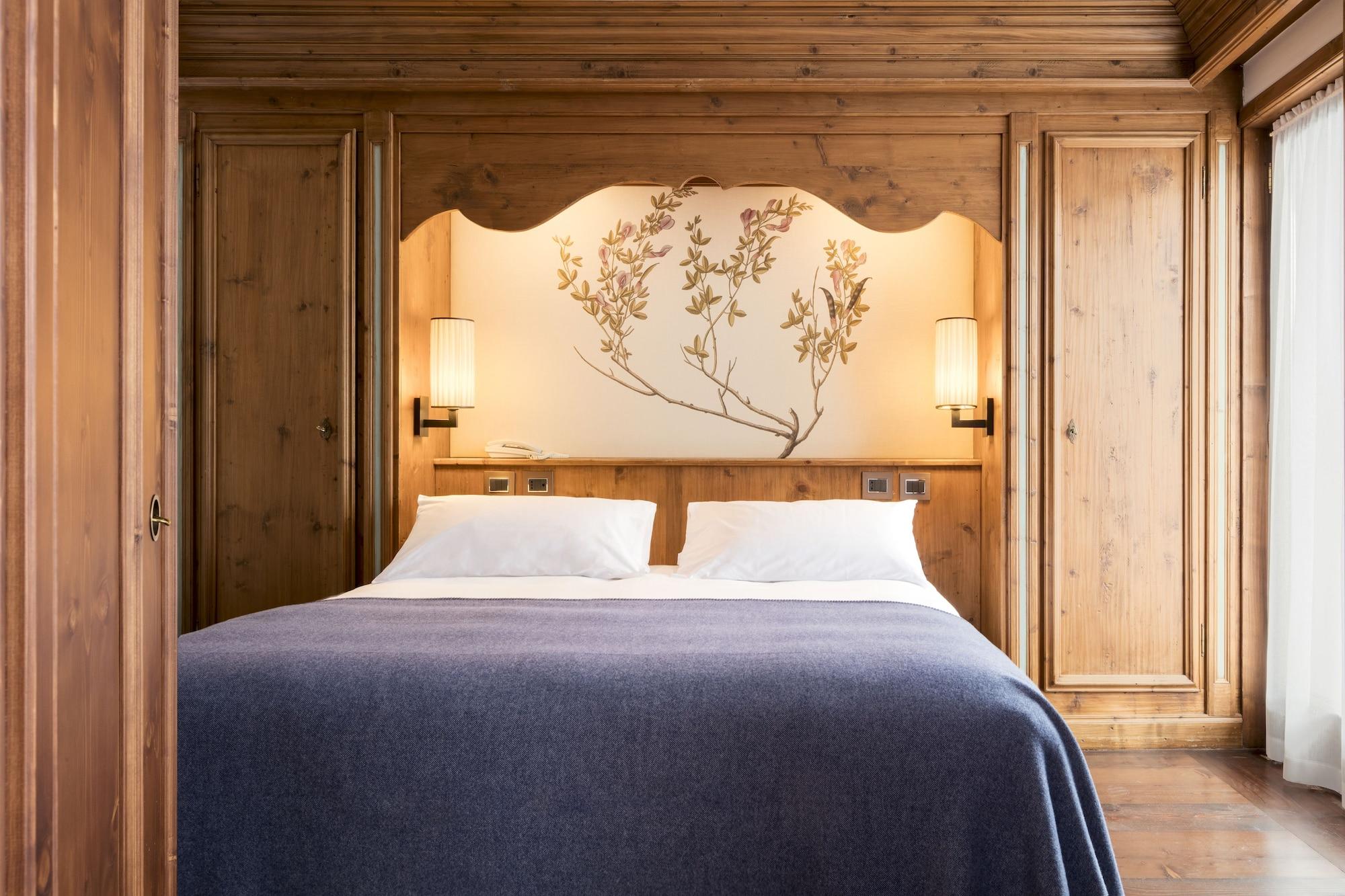 Faloria Mountain Spa Resort Cortina d'Ampezzo Bagian luar foto