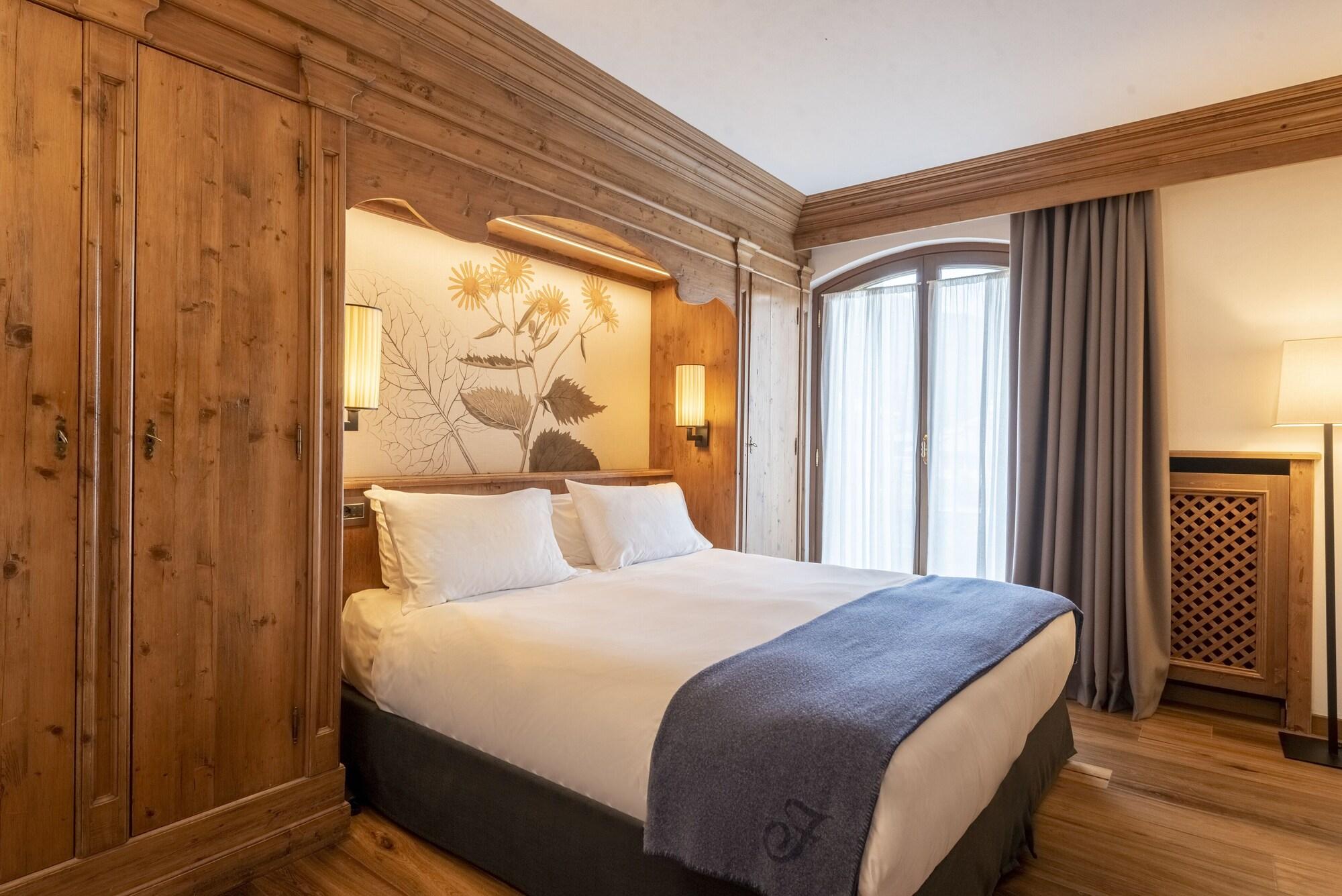 Faloria Mountain Spa Resort Cortina d'Ampezzo Bagian luar foto