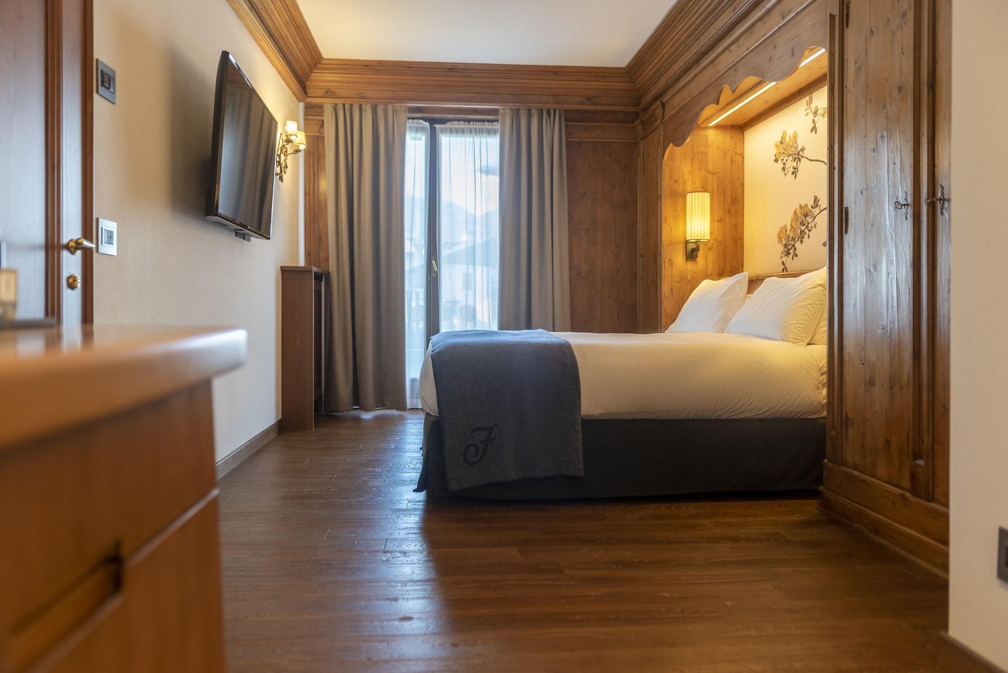 Faloria Mountain Spa Resort Cortina d'Ampezzo Bagian luar foto